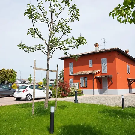 아파트 Moderno Bilocale Con Parcheggio Privato 피아첸차