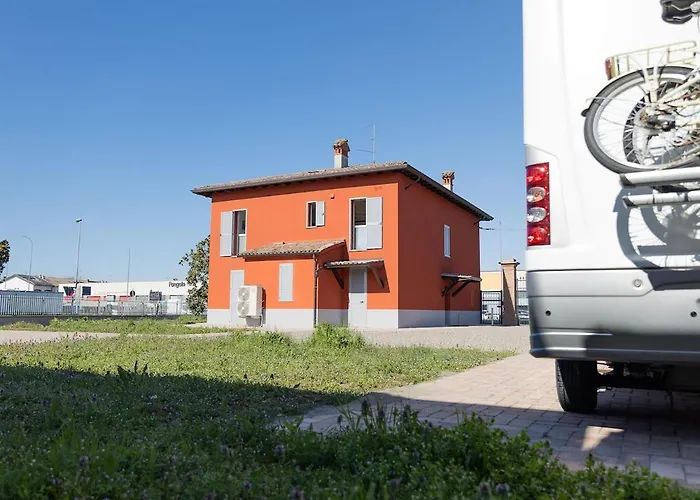 Moderno Bilocale Con Parcheggio Privato 公寓